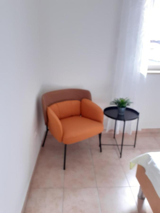 Apartment Zlata ラブ エクステリア 写真