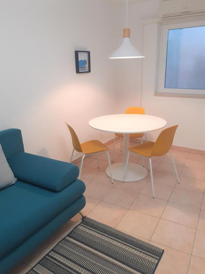 Apartment Zlata ラブ エクステリア 写真